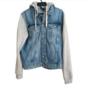 H&M Men Hooded Jean Jacket. Sz M